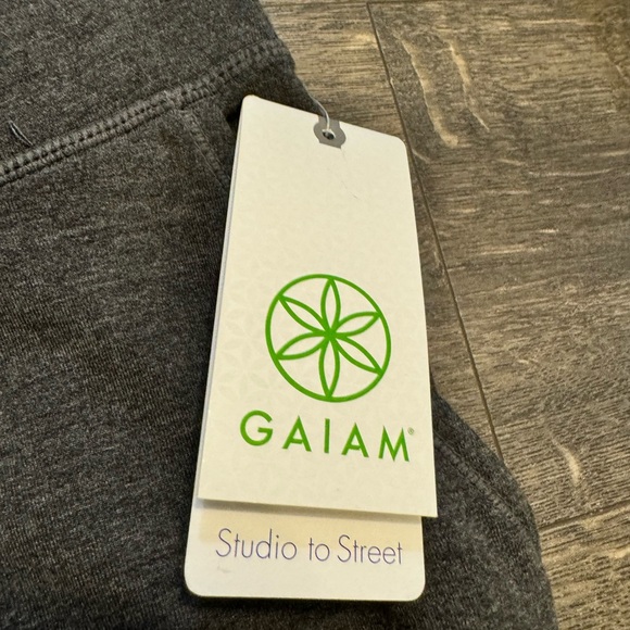 Gaiam Women Nirvana East Fit Joggers SZ LG NWT - Picture 4 of 9